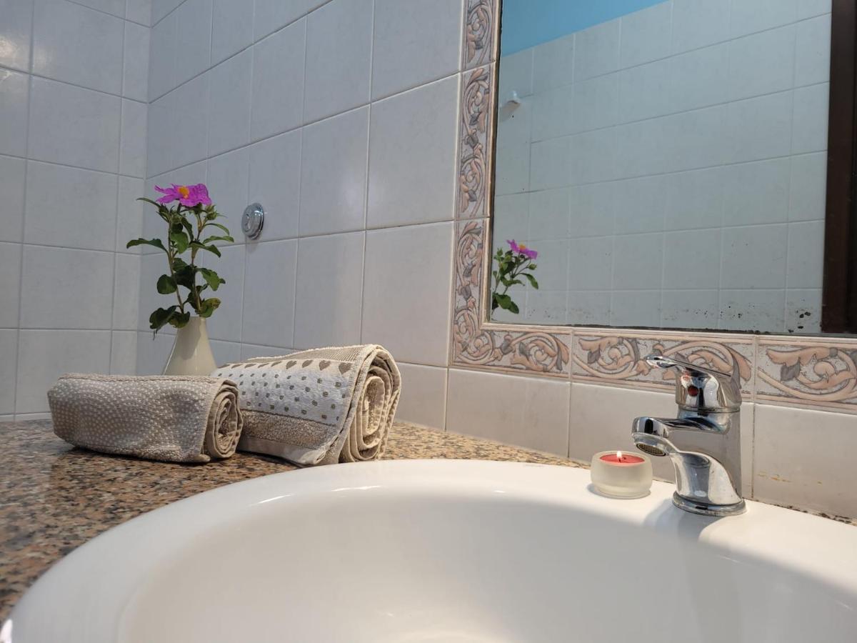 Appartamento A Pula In Zona Residenziale Luaran gambar