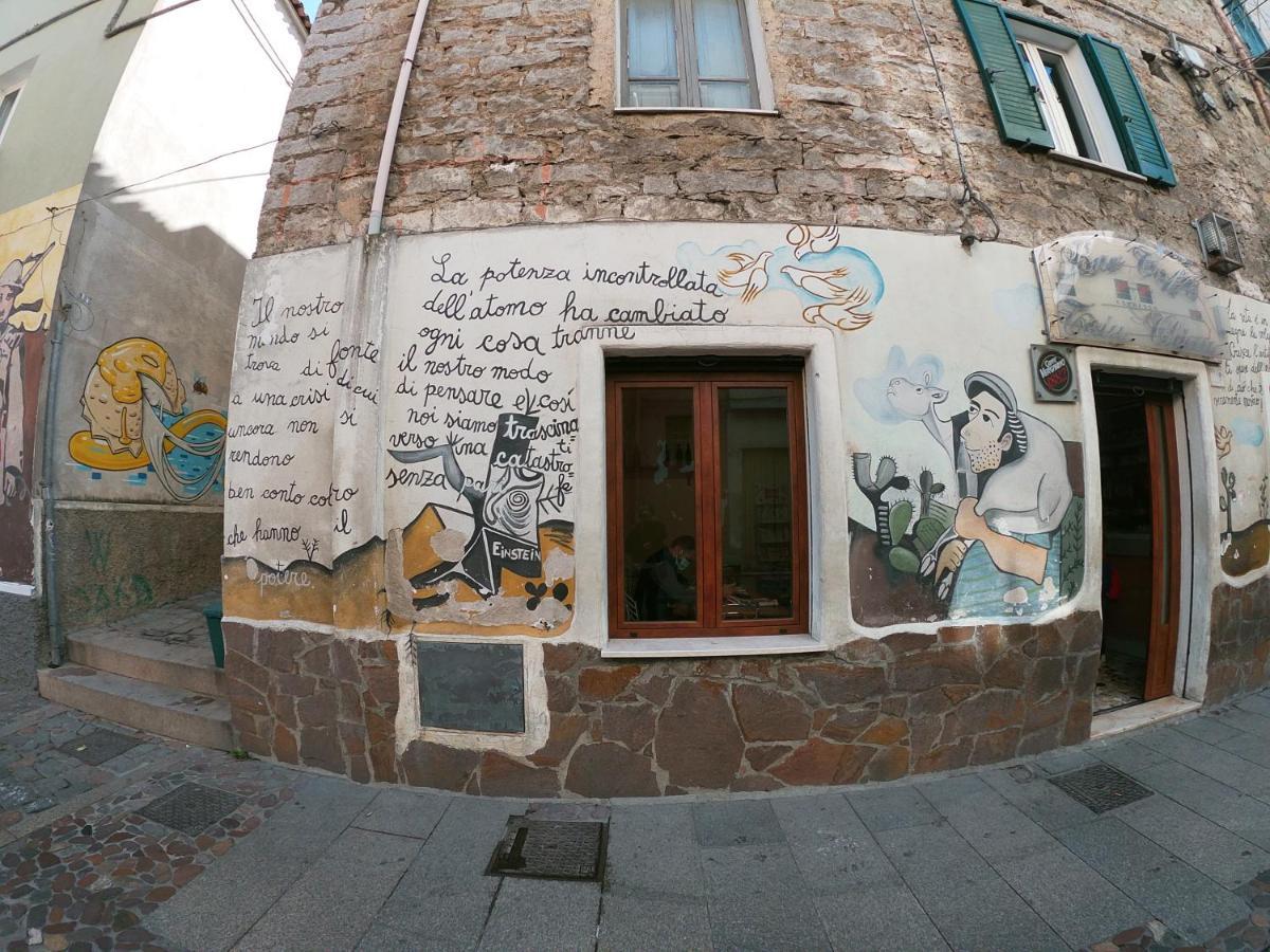 Appartamento A Pula In Zona Residenziale Luaran gambar